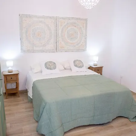 Apartment Four Season - Spring - Primavera - Largo Sant'angelo Numero 7 Monopoli